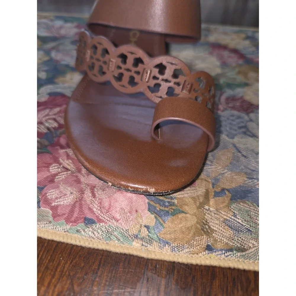 Tory Burch Sz 7.5 Brown Burnt Cuoio Tiny Miller Toe Ring Sandals 2.5